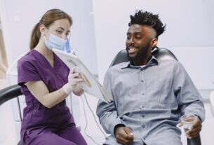 Czy implanty cyrkonowe mogą powodować powikłania?