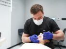Czy do chirurga dentystycznego trzeba mieć skierowanie od stomatologa?