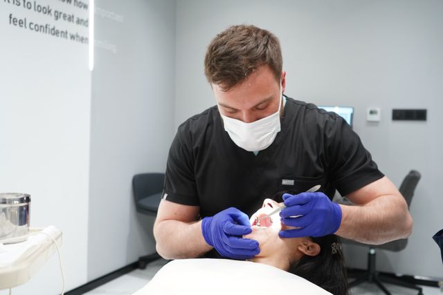 Czy do chirurga dentystycznego trzeba mieć skierowanie od stomatologa?