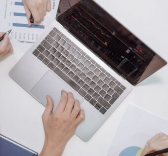 Czy przedsiębiorca prowadzący JDG odpowiada majątkiem prywatnym mimo restrukturyzacji?